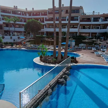 Ocean Breeze Albatros Apartament *